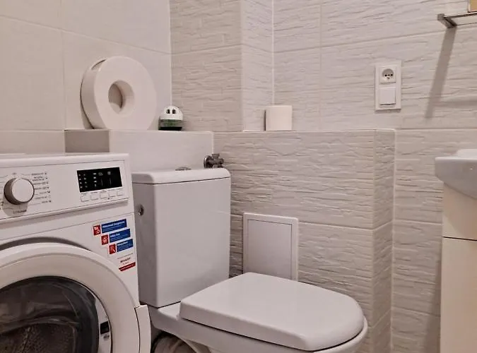 Anna * 耶莱尼亚古拉